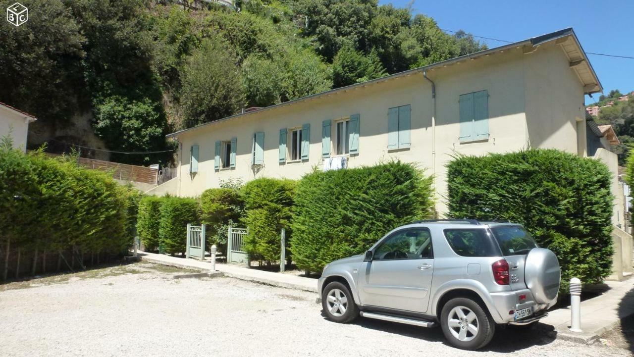 Petit Studio, Terrasse, Jardinet, Climatisation, Wifi Nice